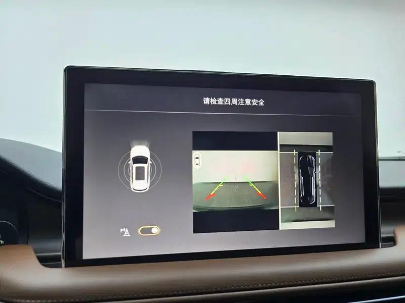 Navigator 2021 2.7T AWD Premium Edition — миниатюра 15