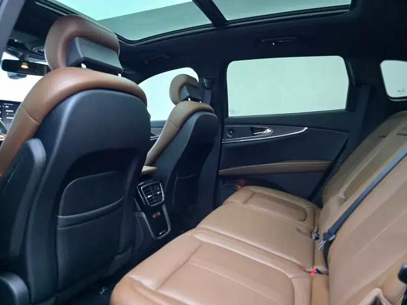 Navigator 2021 2.7T AWD Premium Edition — миниатюра 26