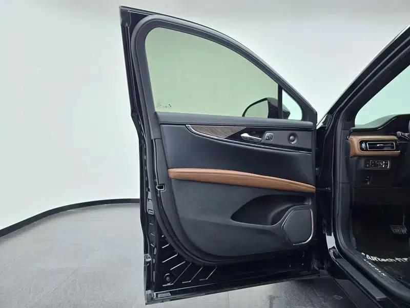 Navigator 2021 2.7T AWD Premium Edition — миниатюра 27