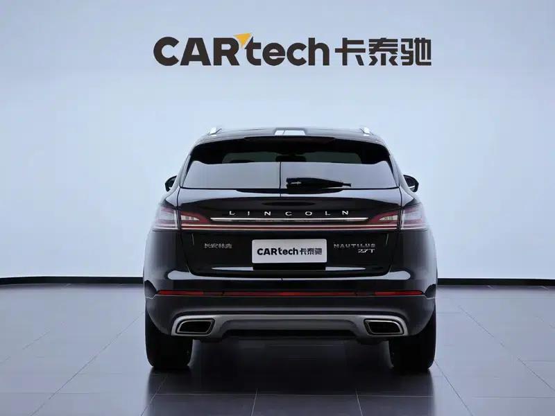 Navigator 2021 2.7T AWD Premium Edition — миниатюра 5