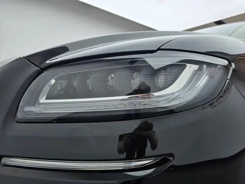 Navigator 2021 2.7T AWD Premium Edition — миниатюра 9