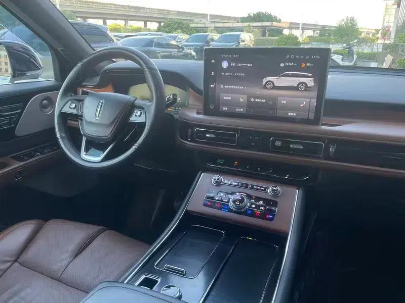 2020 Aviator 3.0T V6 AWD Executive Edition — миниатюра 11
