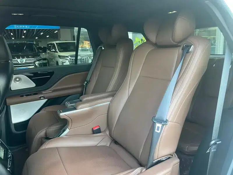 2020 Aviator 3.0T V6 AWD Executive Edition — миниатюра 14
