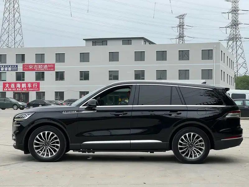 2020 Aviator 3.0T V6 AWD Premium Edition — миниатюра 3