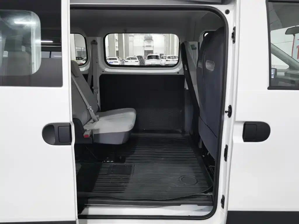 Dana V1 2025 Low-Roof Multi-functional Version 42kWh — миниатюра 15