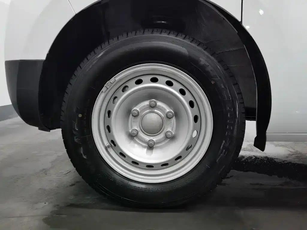 Dana V1 2025 Low-Roof Multi-functional Version 42kWh — миниатюра 17