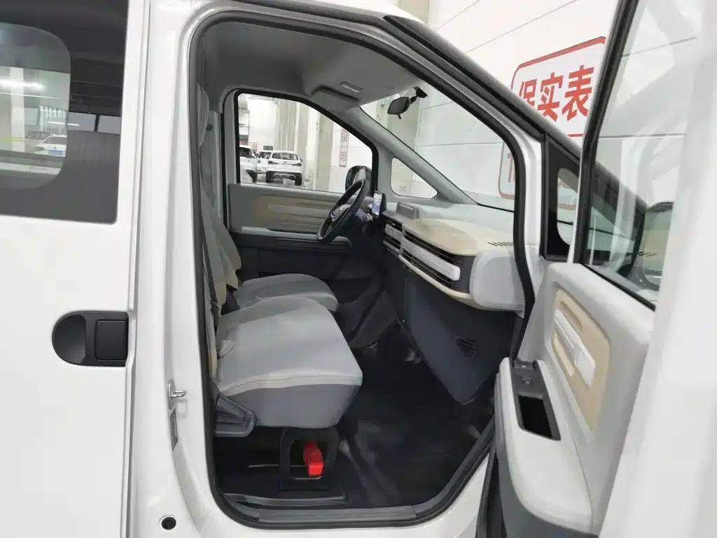Dana V1 2025 Low-Roof Multi-functional Version 42kWh — миниатюра 23