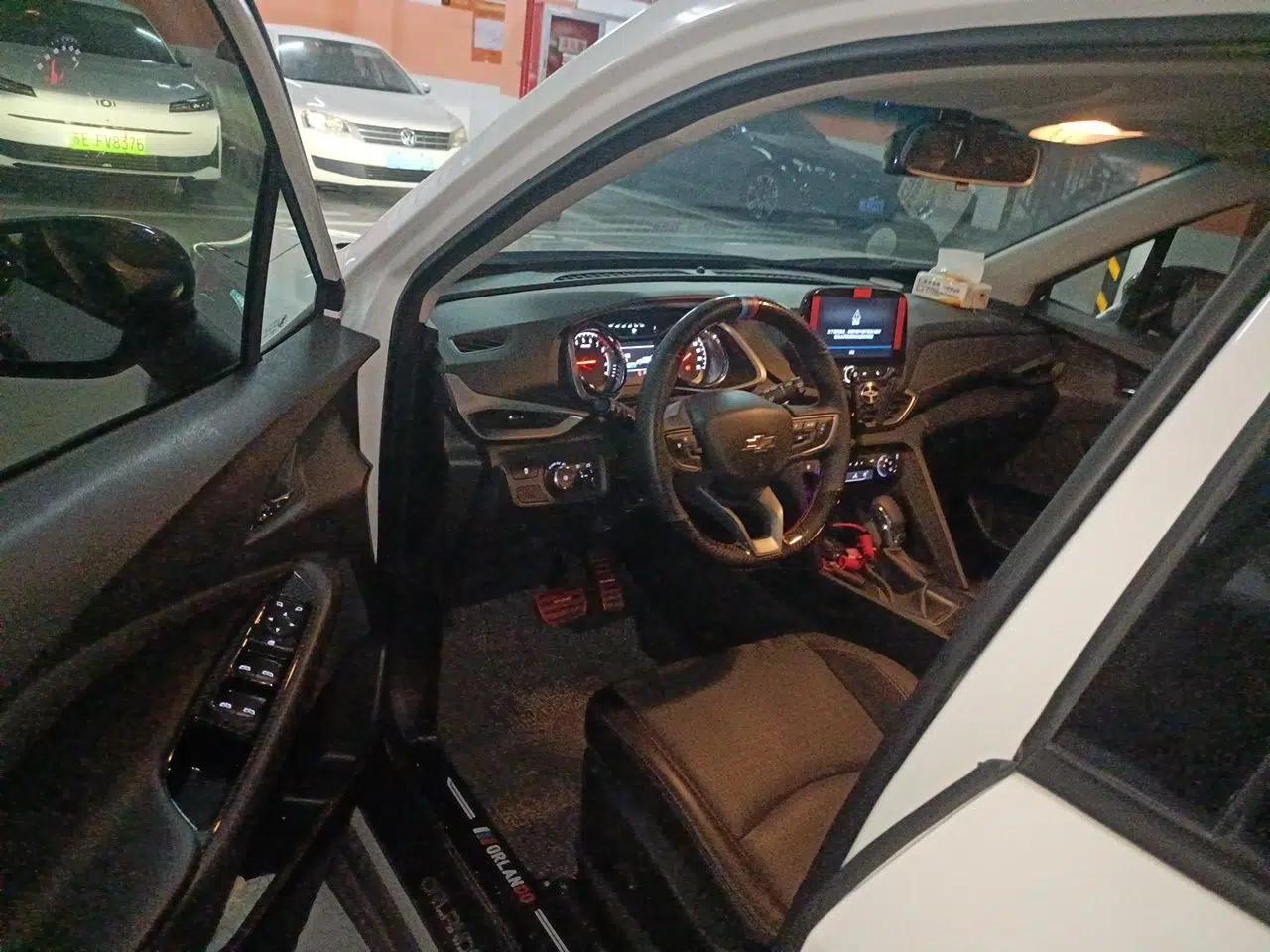Chevrolet Orlando 2019 Redline 530T Automatic Enjoyment Version (5+2 Seating) China VI — миниатюра 16
