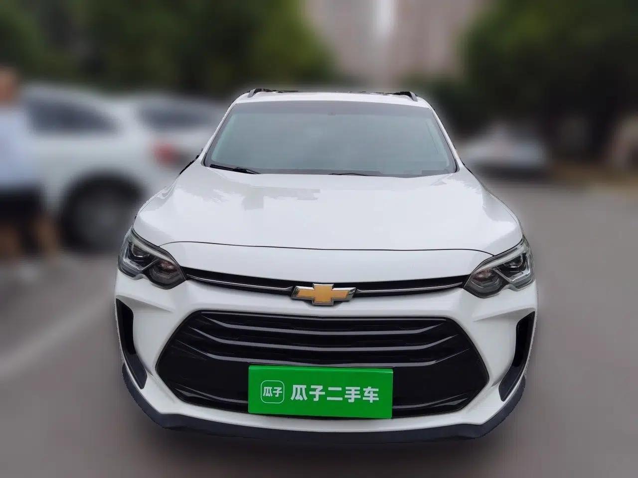 Chevrolet Orlando 2019 530T Automatic Mickey Custom Edition (5+2 Seats) – China VI Standard — миниатюра 2