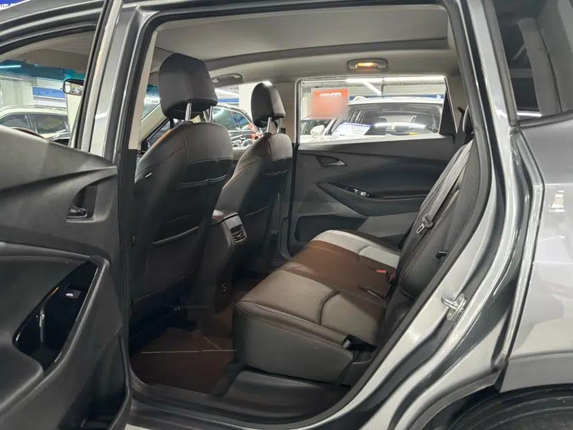 Chevrolet Orlando 2019 Redline 530T Automatic Luxury Edition (5-seat model) – China VI Standard — миниатюра 16