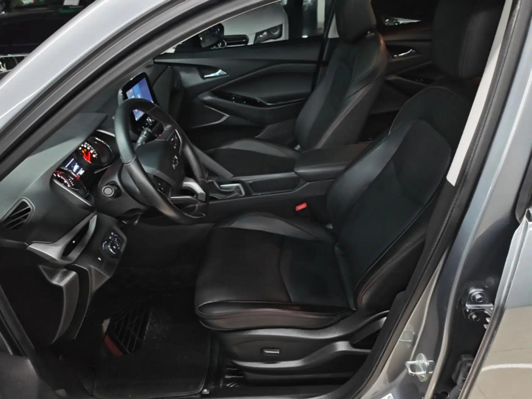 Chevrolet Orlando 2020 Light Hybrid Redline 530T Automatic Enjoyment Edition (5+2 Models) — миниатюра 17
