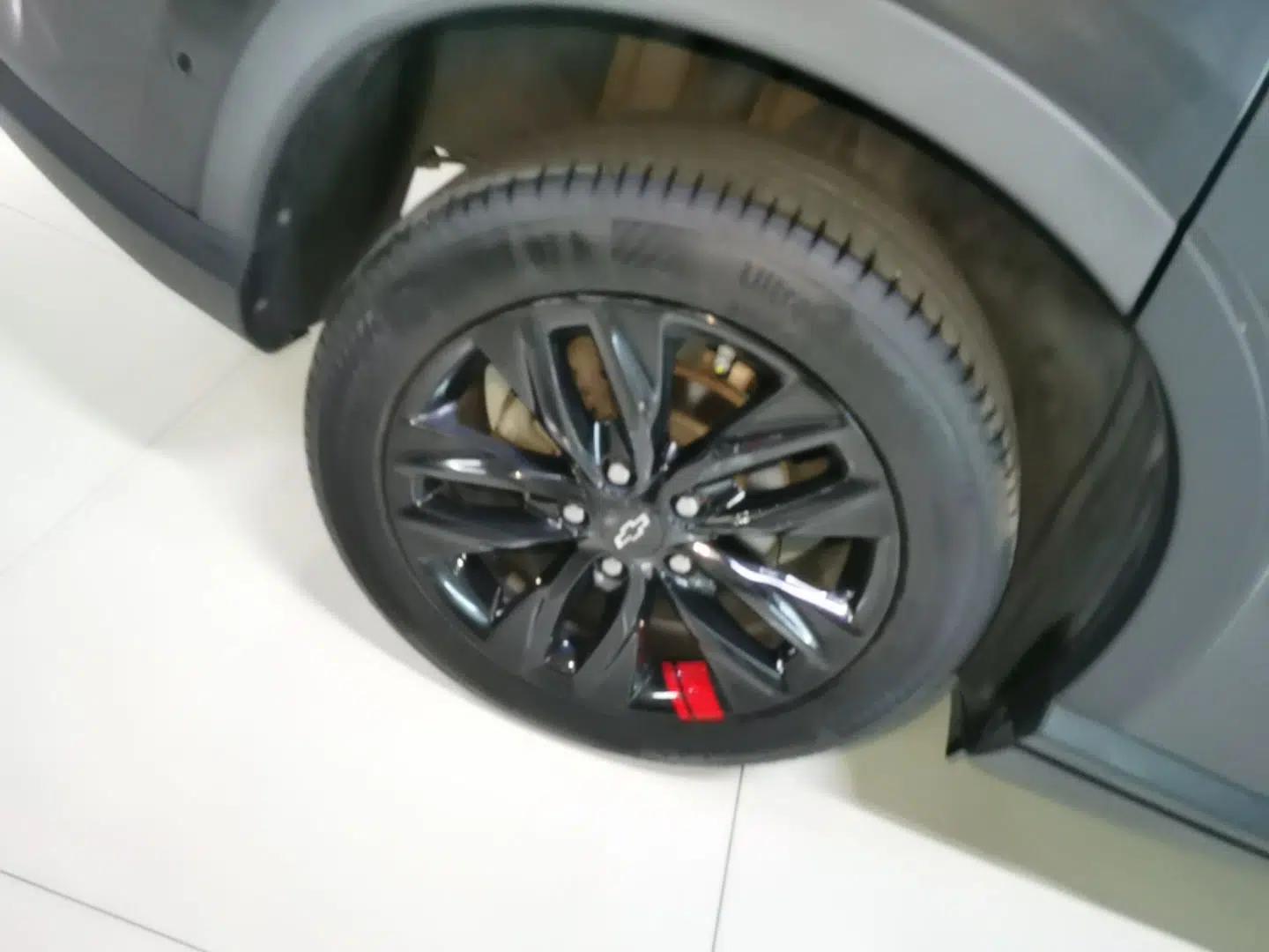 Chevrolet Orlando 2018 Redline 530T Automatic Zhaoxiang Edition (5+2 Seating) – China V Standard — миниатюра 16