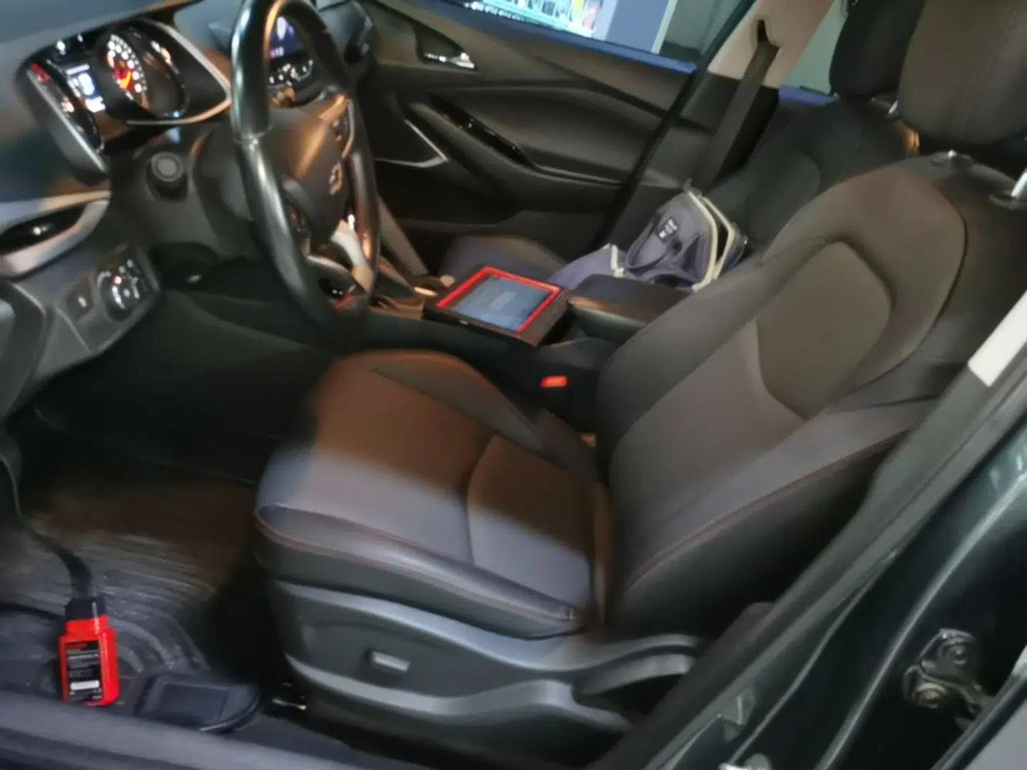 Chevrolet Orlando 2018 Redline 530T Automatic Zhaoxiang Edition (5+2 Seating) – China V Standard — миниатюра 22