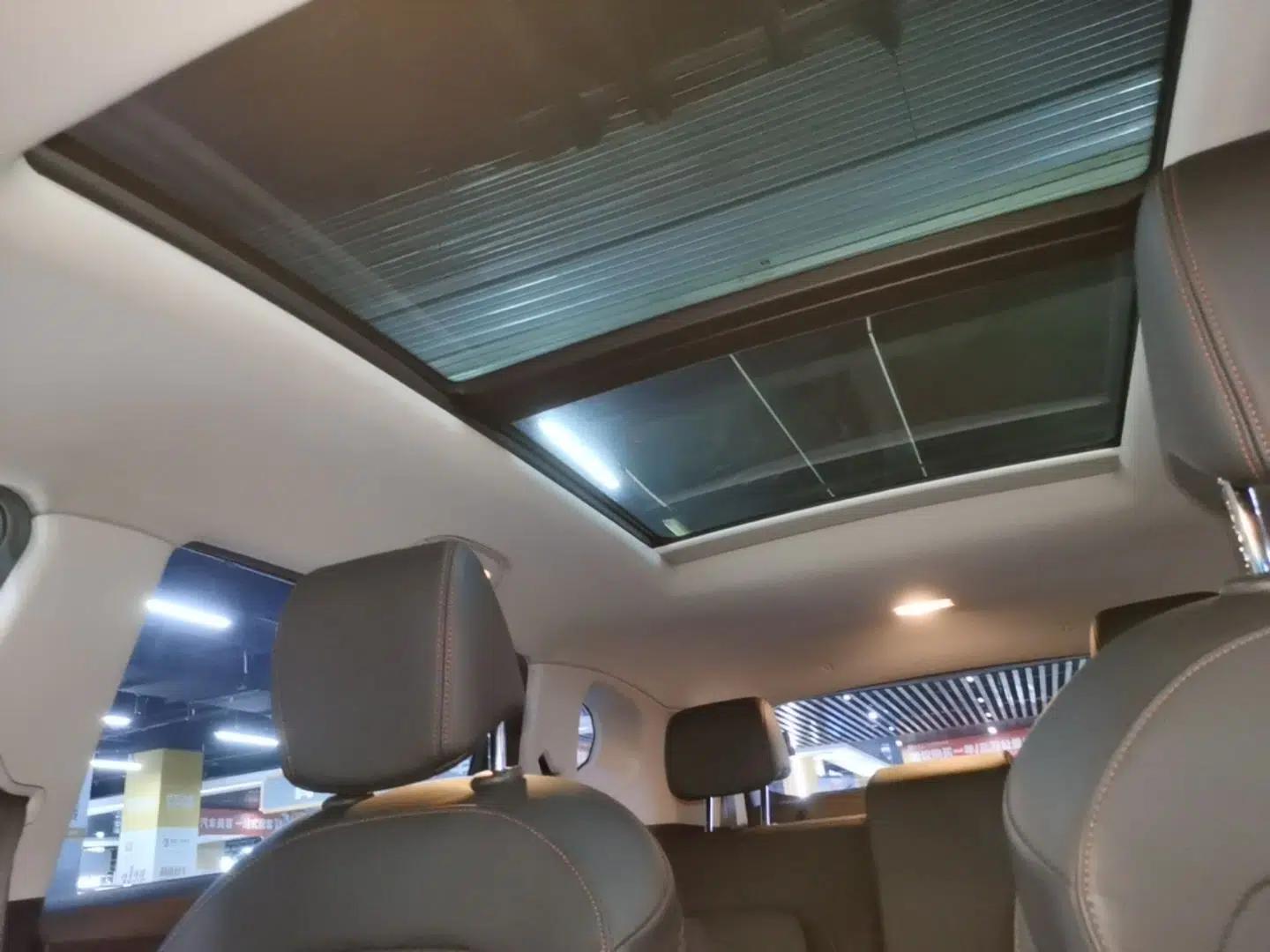 Chevrolet Orlando 2018 Redline 530T Automatic Zhaoxiang Edition (5+2 Seating) – China V Standard — миниатюра 26