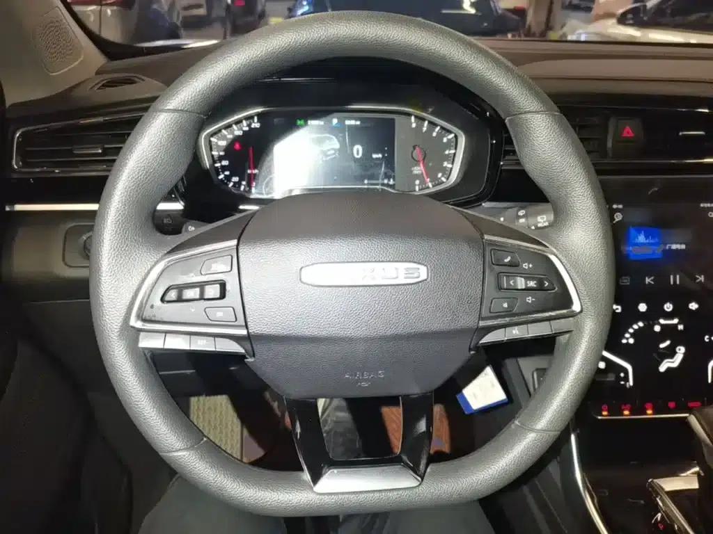 Maxus D60 2019 1.5T Automatic Geek Starter Edition 5-seater — миниатюра 11