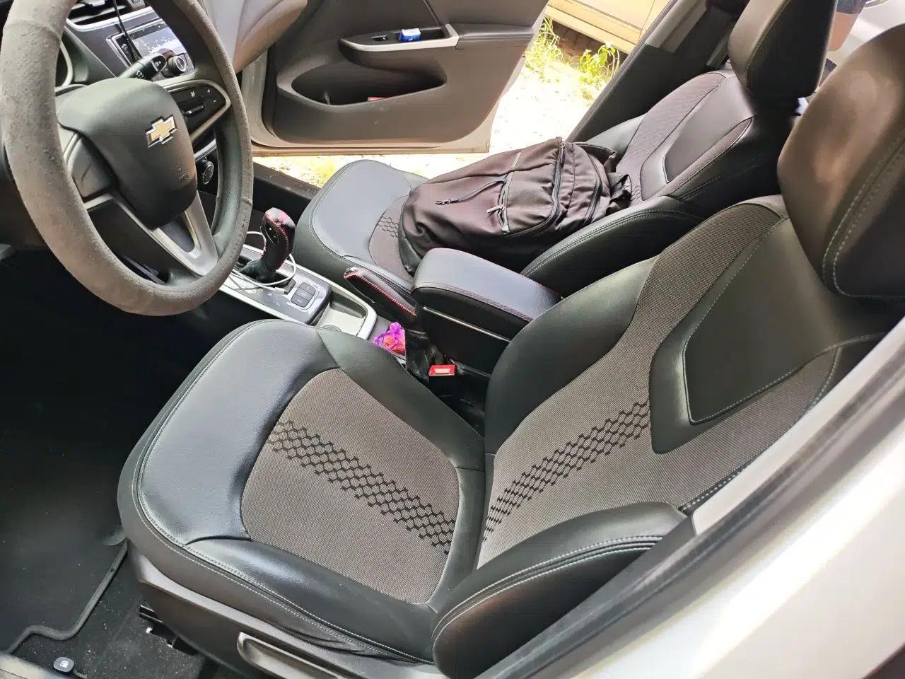 Chevrolet Lova RV 2016 1.5L Automatic Smart Drive Edition — миниатюра 12