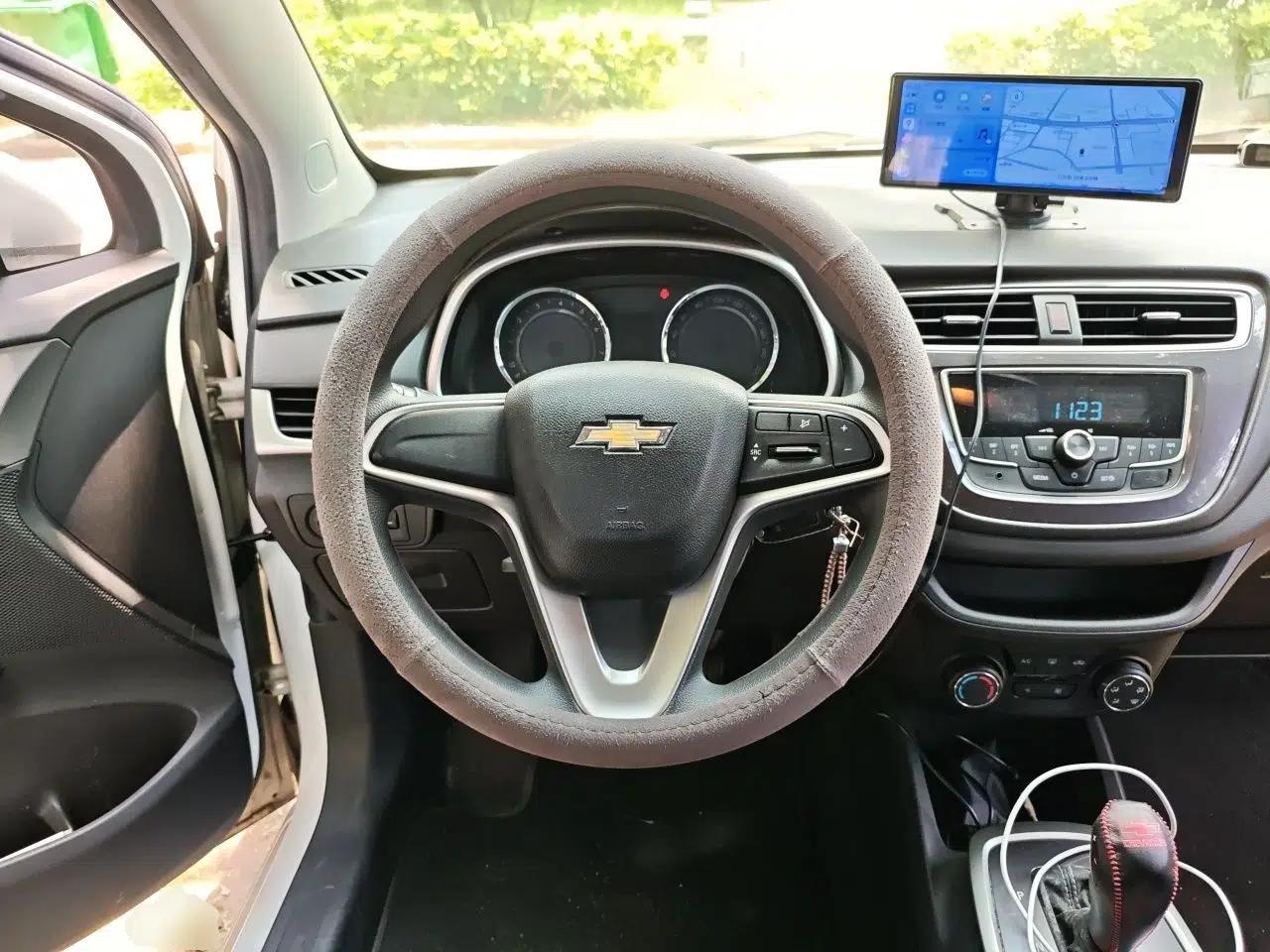 Chevrolet Lova RV 2016 1.5L Automatic Smart Drive Edition — миниатюра 7