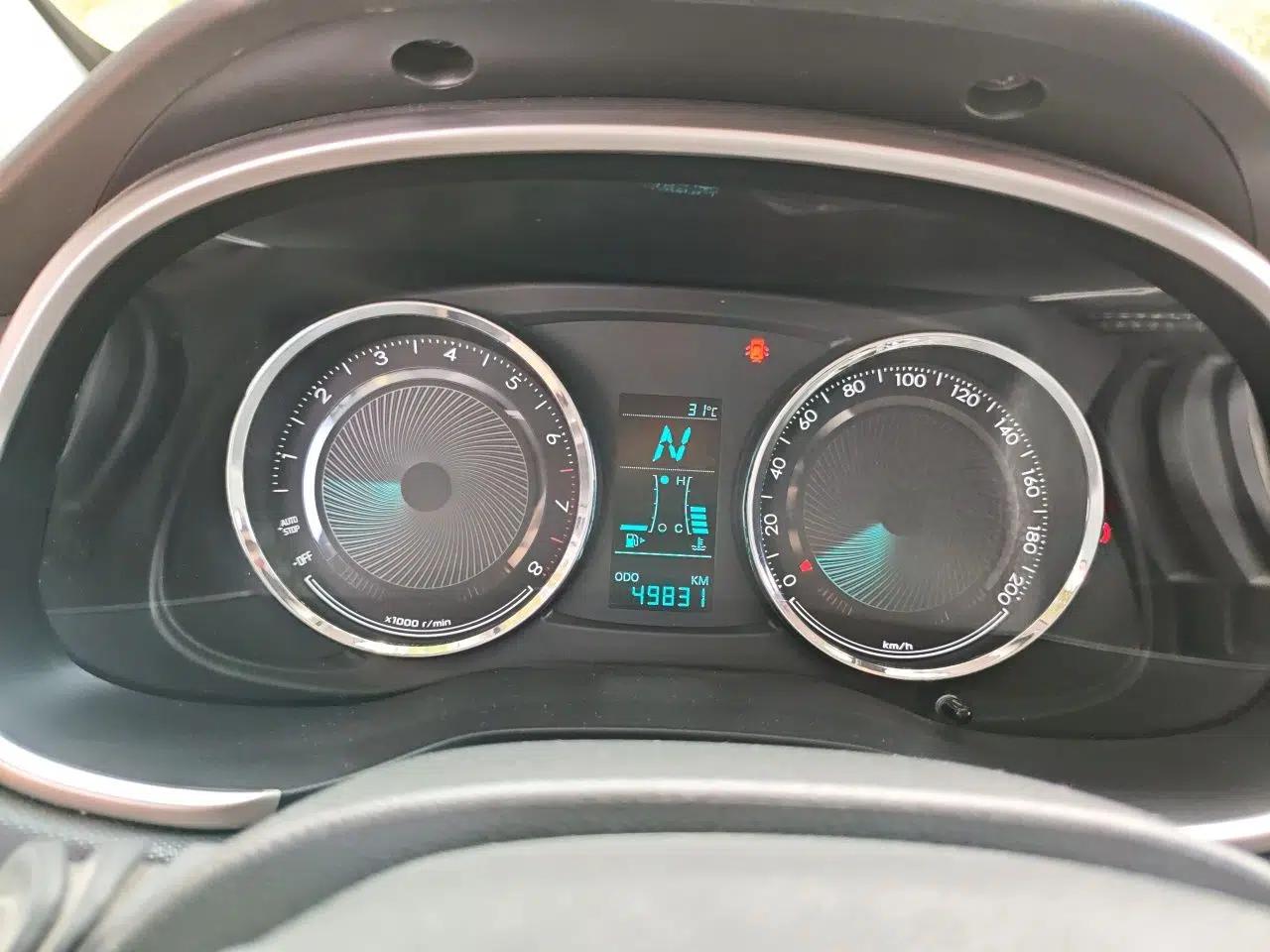 Chevrolet Lova RV 2016 1.5L Automatic Smart Drive Edition — миниатюра 8