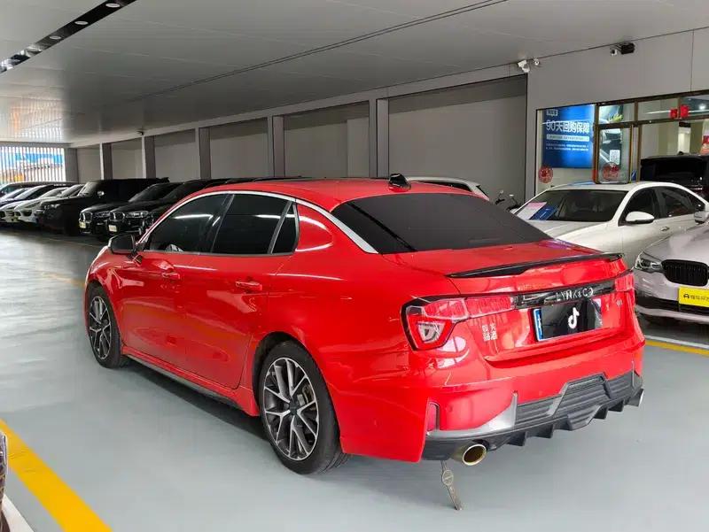 Lynk & Co 03 2019 1.5TD DCT Pro Edition — миниатюра 2