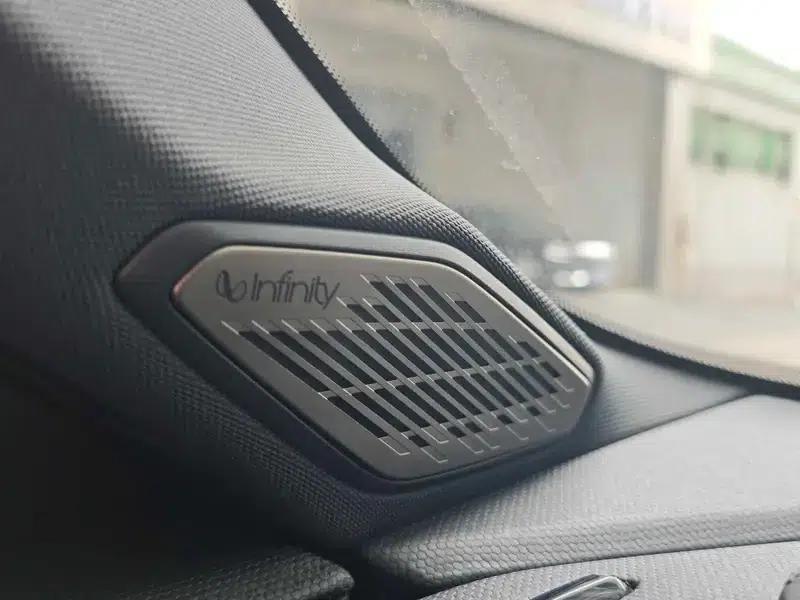 Lynk & Co 03 2023 2.0TD DCT Pro — миниатюра 9