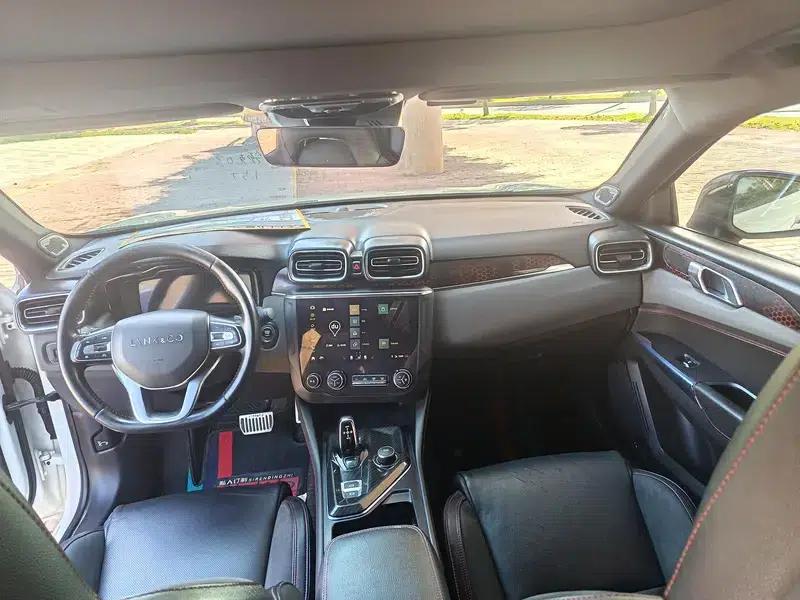 Lynk & Co 03 2019 Facelift 1.5TD DCT Version — миниатюра 6