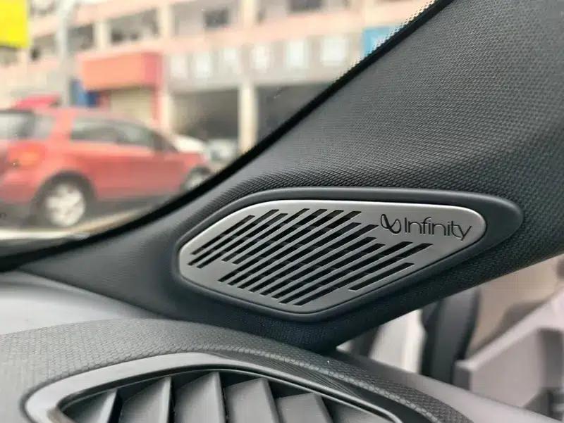 Lynk & Co 03 2022 1.5TD DCT Pro — миниатюра 4