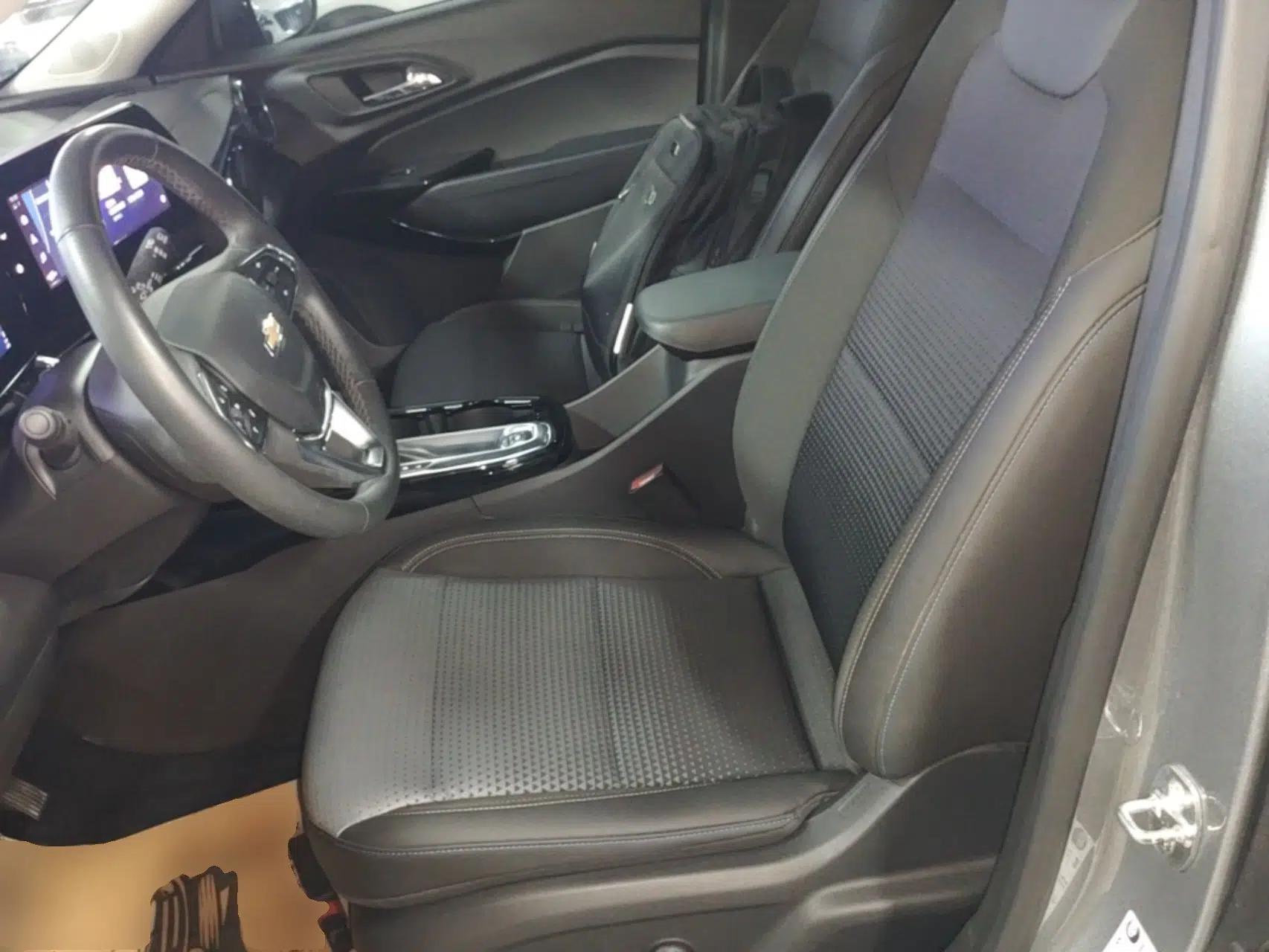 Chevrolet Seeker 2022 1.5T CVT Trendy Smart Edition — миниатюра 22