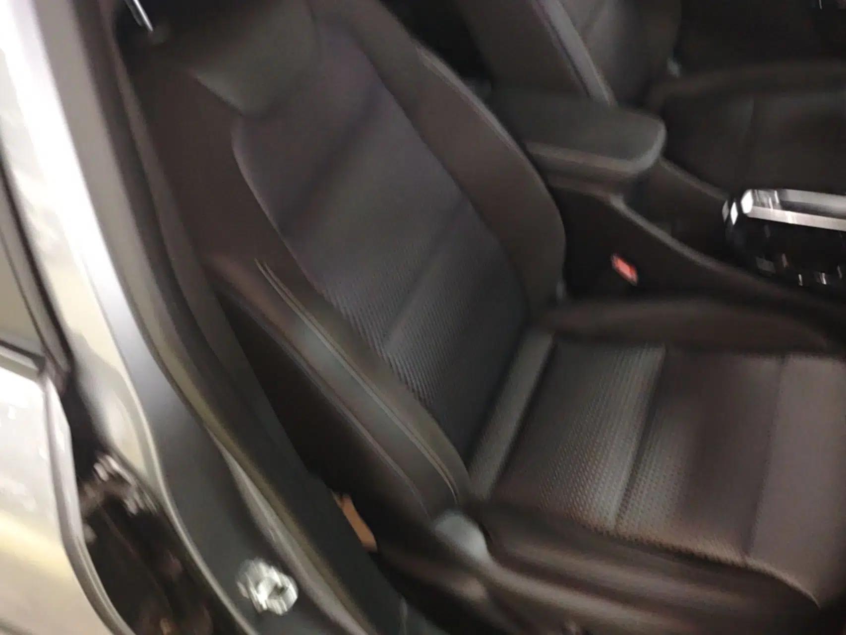Chevrolet Seeker 2022 1.5T CVT Trendy Smart Edition — миниатюра 24