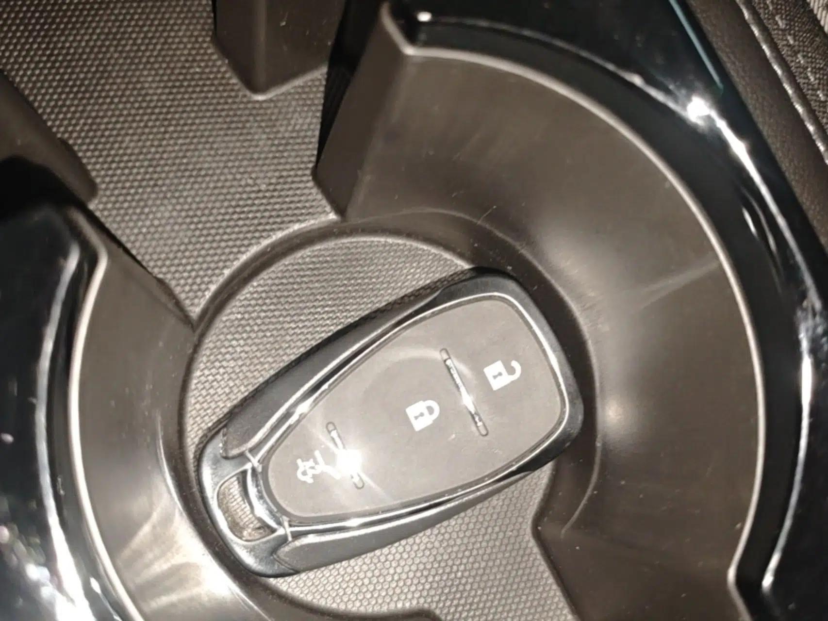 Chevrolet Seeker 2022 1.5T CVT Trendy Smart Edition — миниатюра 28