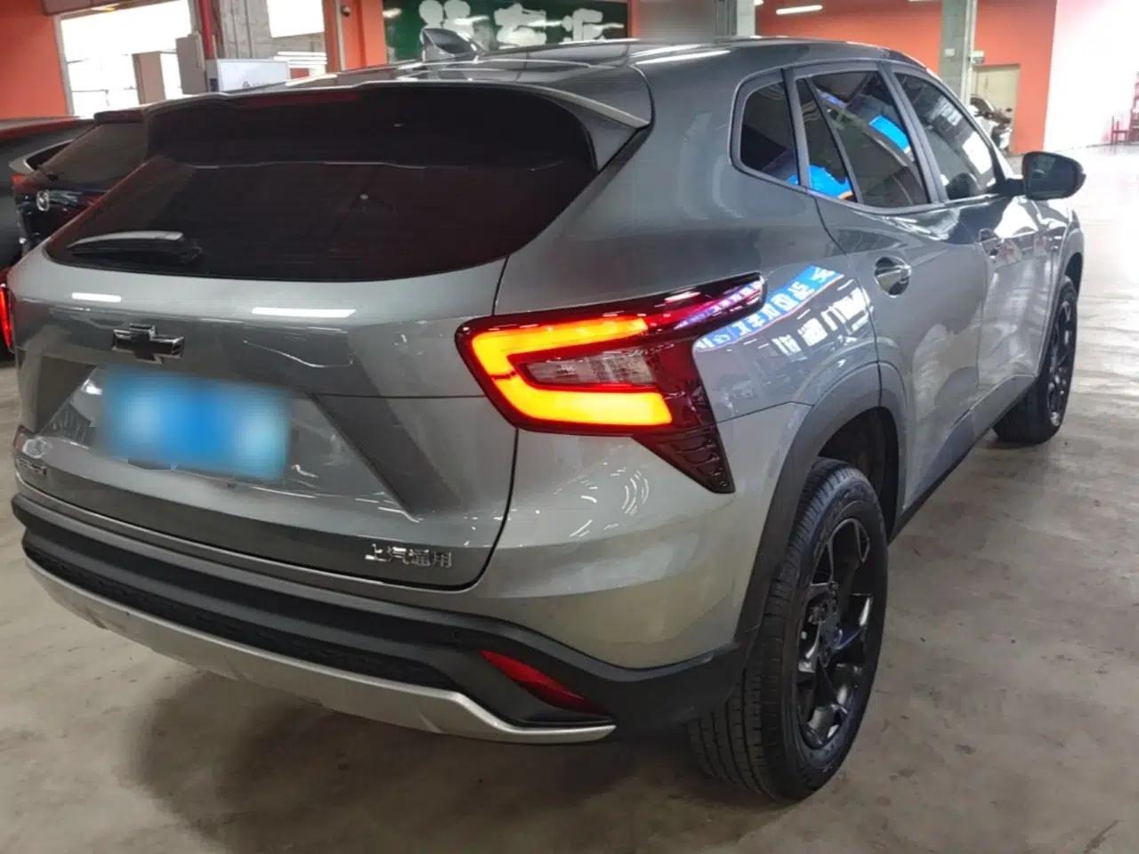 Chevrolet Seeker 2022 1.5T CVT Trendy Smart Edition — миниатюра 6