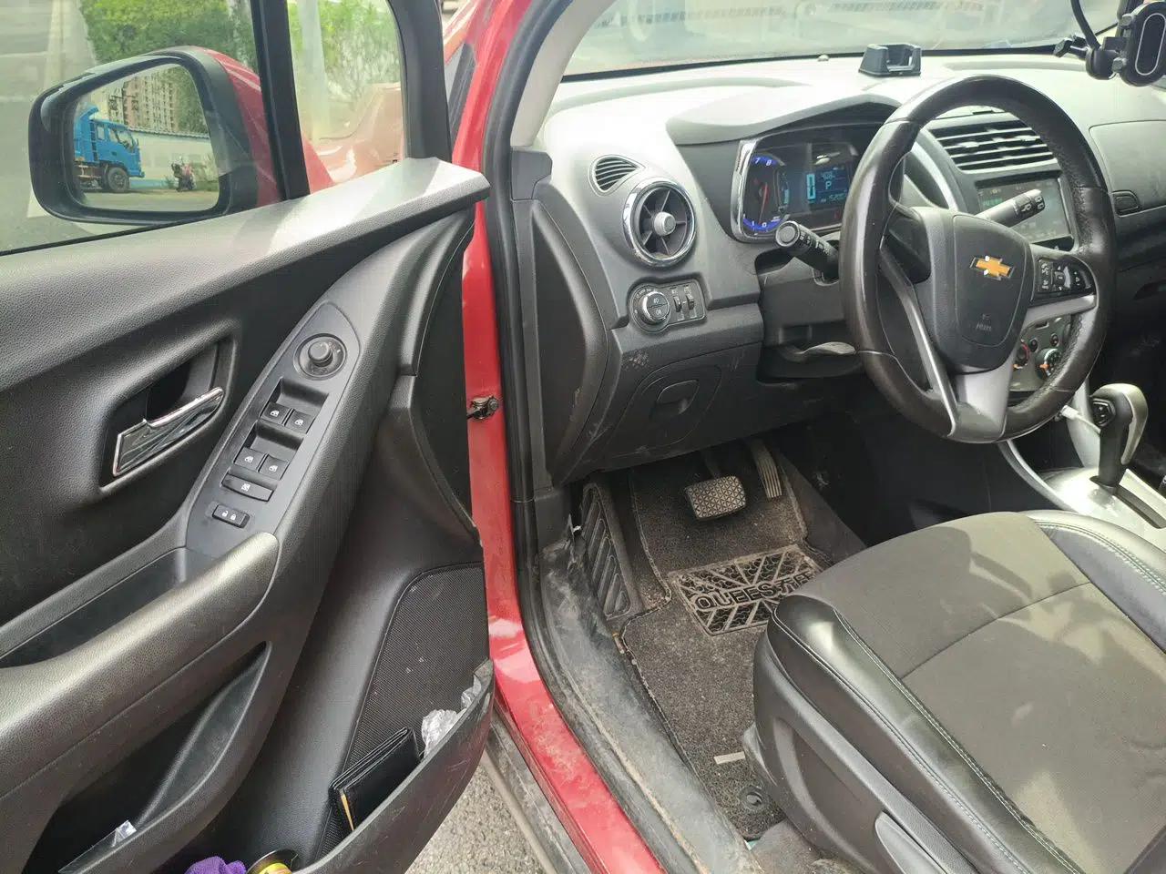 Chevrolet Trax 2014 1.4T Automatic Two-Wheel Drive Luxury Model — миниатюра 16