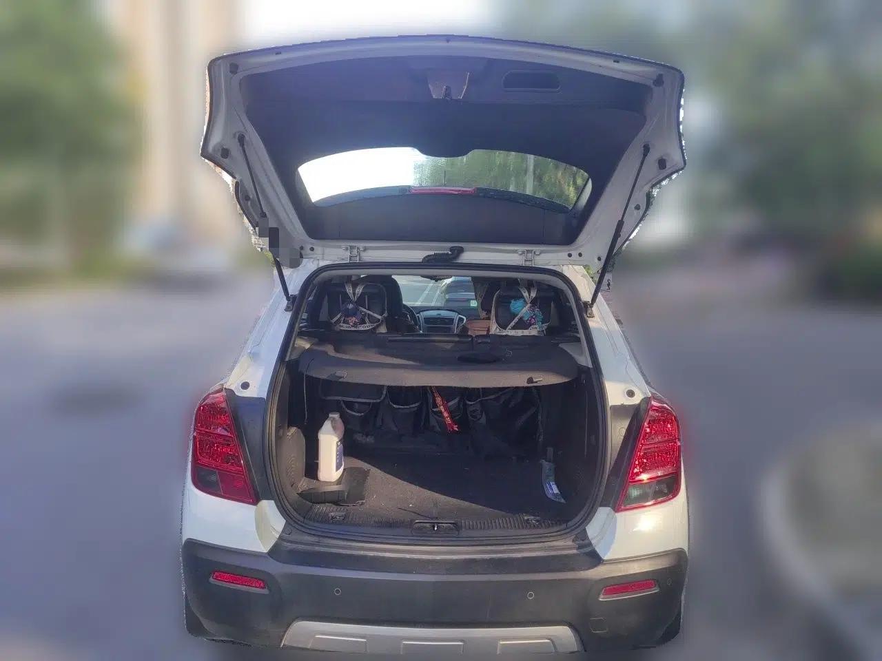 Chevrolet Trax 2014 1.4T Automatic Two-Wheel Drive Luxury Model — миниатюра 16