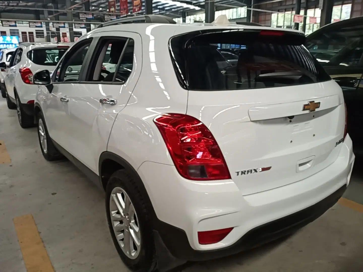 Chevrolet Trax 2017 1.4T Manual Two-Wheel Drive Comfort Model — миниатюра 4