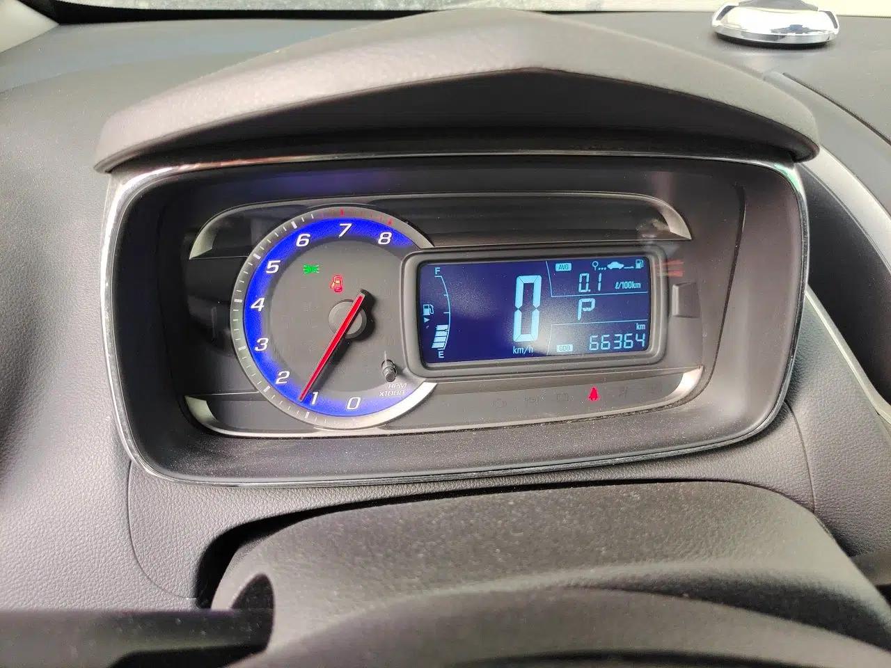 Chevrolet Trax 2014 1.4T Automatic Two-Wheel Drive Luxury Model — миниатюра 12
