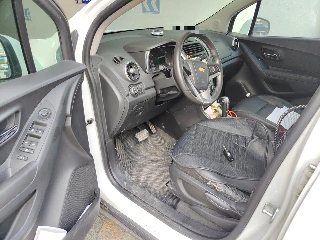 Chevrolet Trax 2014 1.4T Automatic Two-Wheel Drive Luxury Model — миниатюра 16