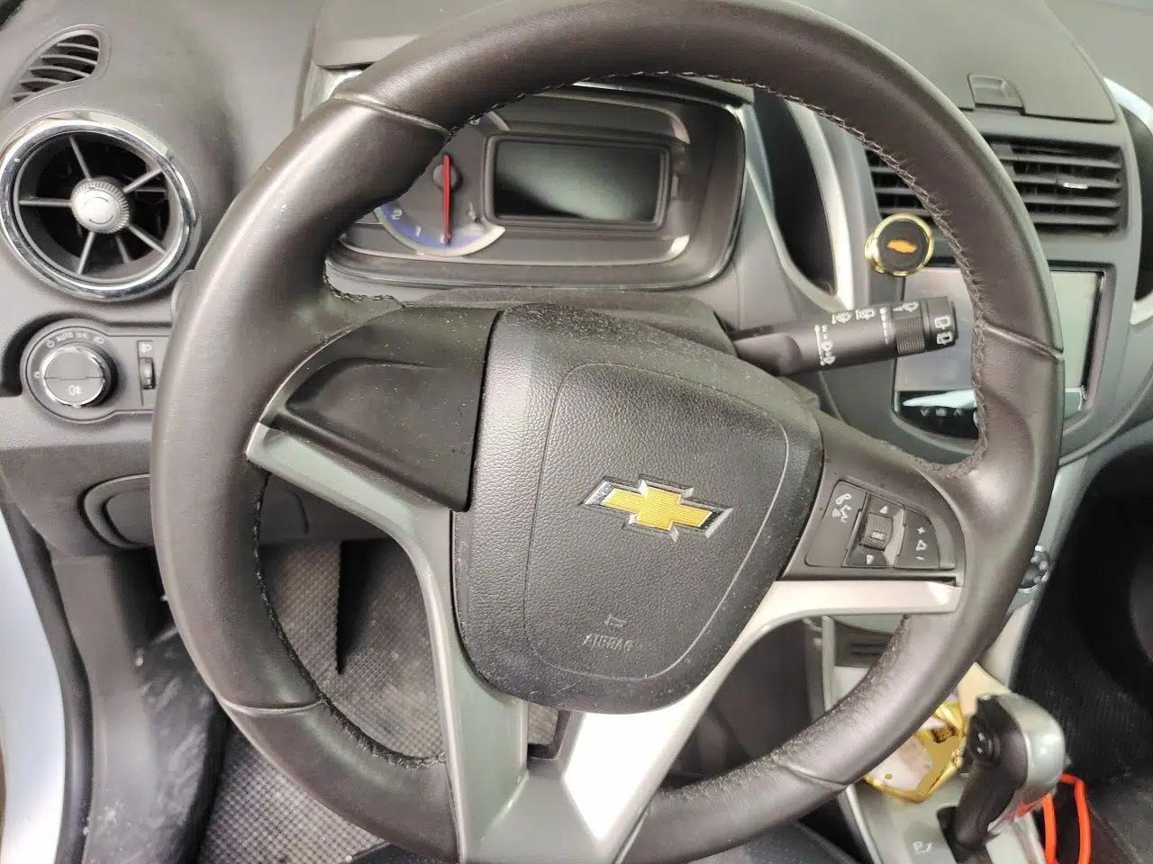 Chevrolet Trax 2014 1.4T Automatic Two-Wheel Drive Luxury Model — миниатюра 10