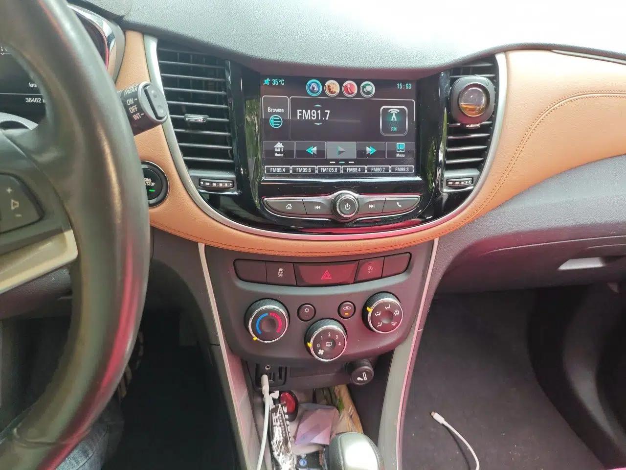 Chevrolet Trax 2017 1.4T Automatic Two-Wheel Drive Luxury Version — миниатюра 13