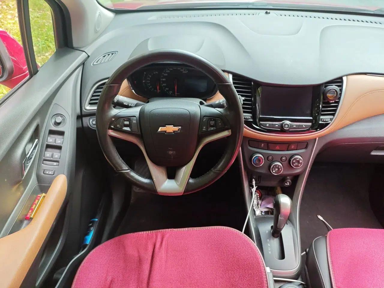 Chevrolet Trax 2017 1.4T Automatic Two-Wheel Drive Luxury Version — миниатюра 10