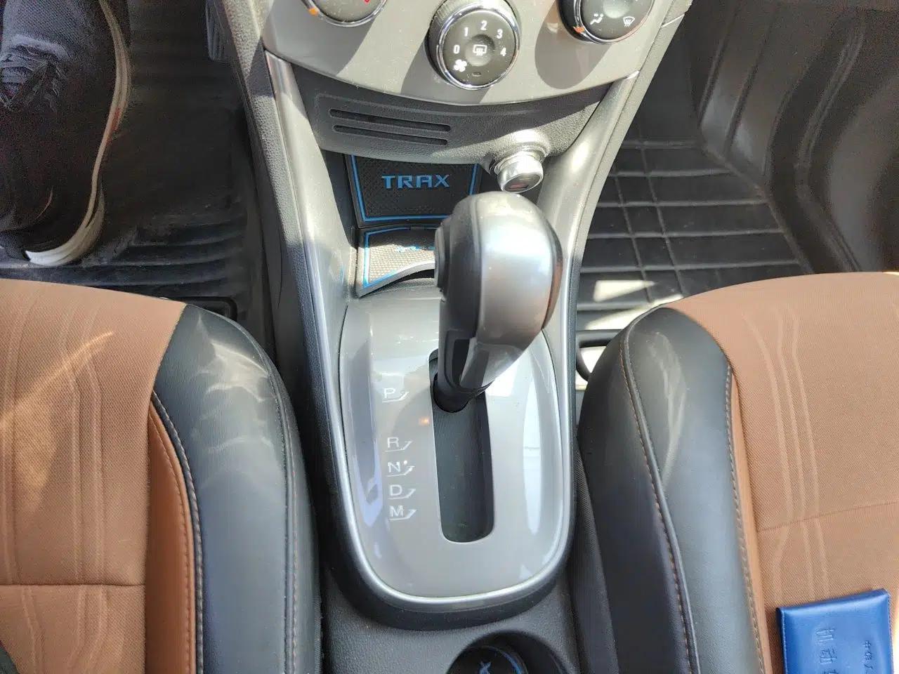 Chevrolet Trax 2016 1.4T Automatic Two-Wheel Drive Luxury Version — миниатюра 14