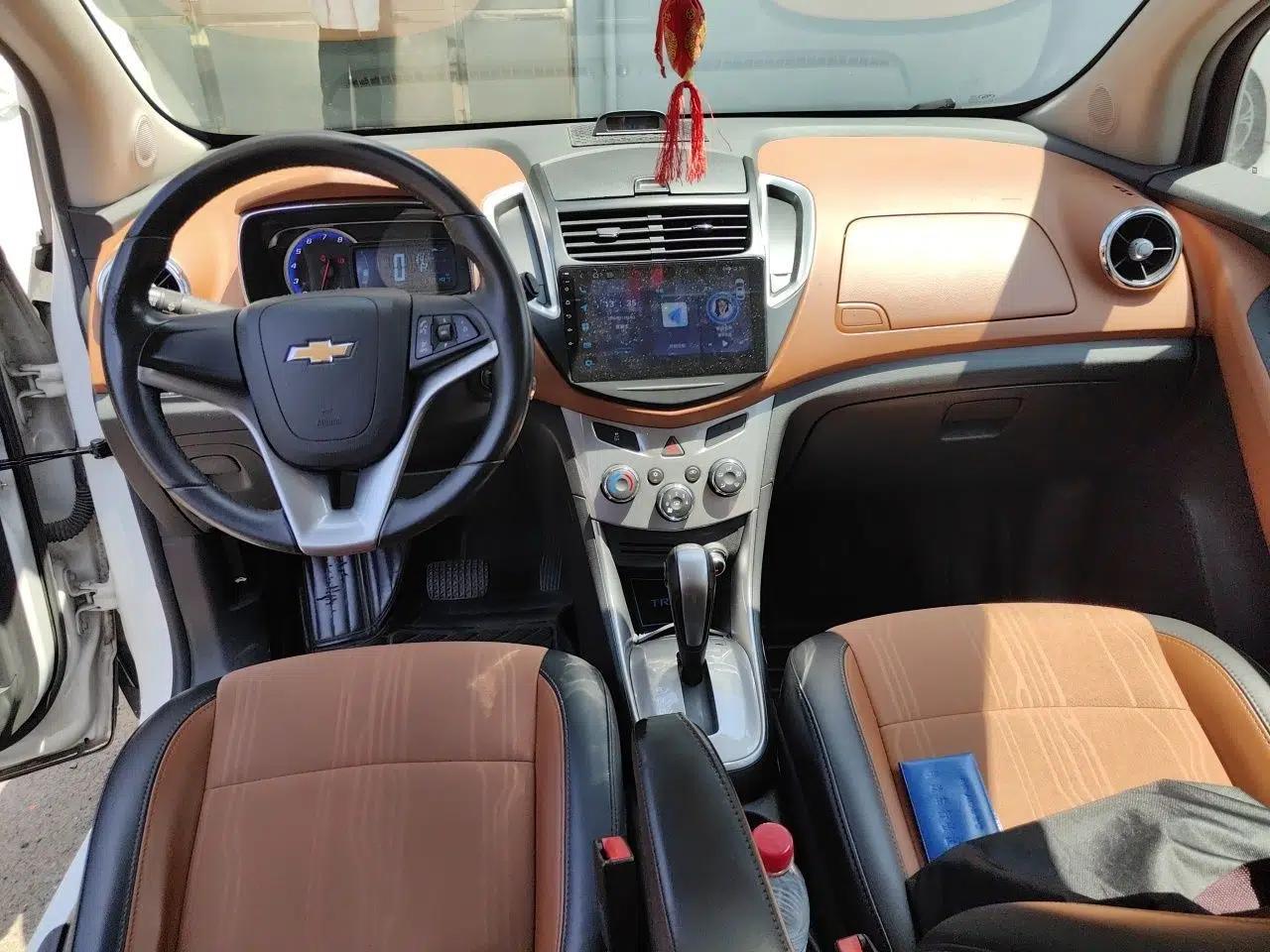 Chevrolet Trax 2016 1.4T Automatic Two-Wheel Drive Luxury Version — миниатюра 9