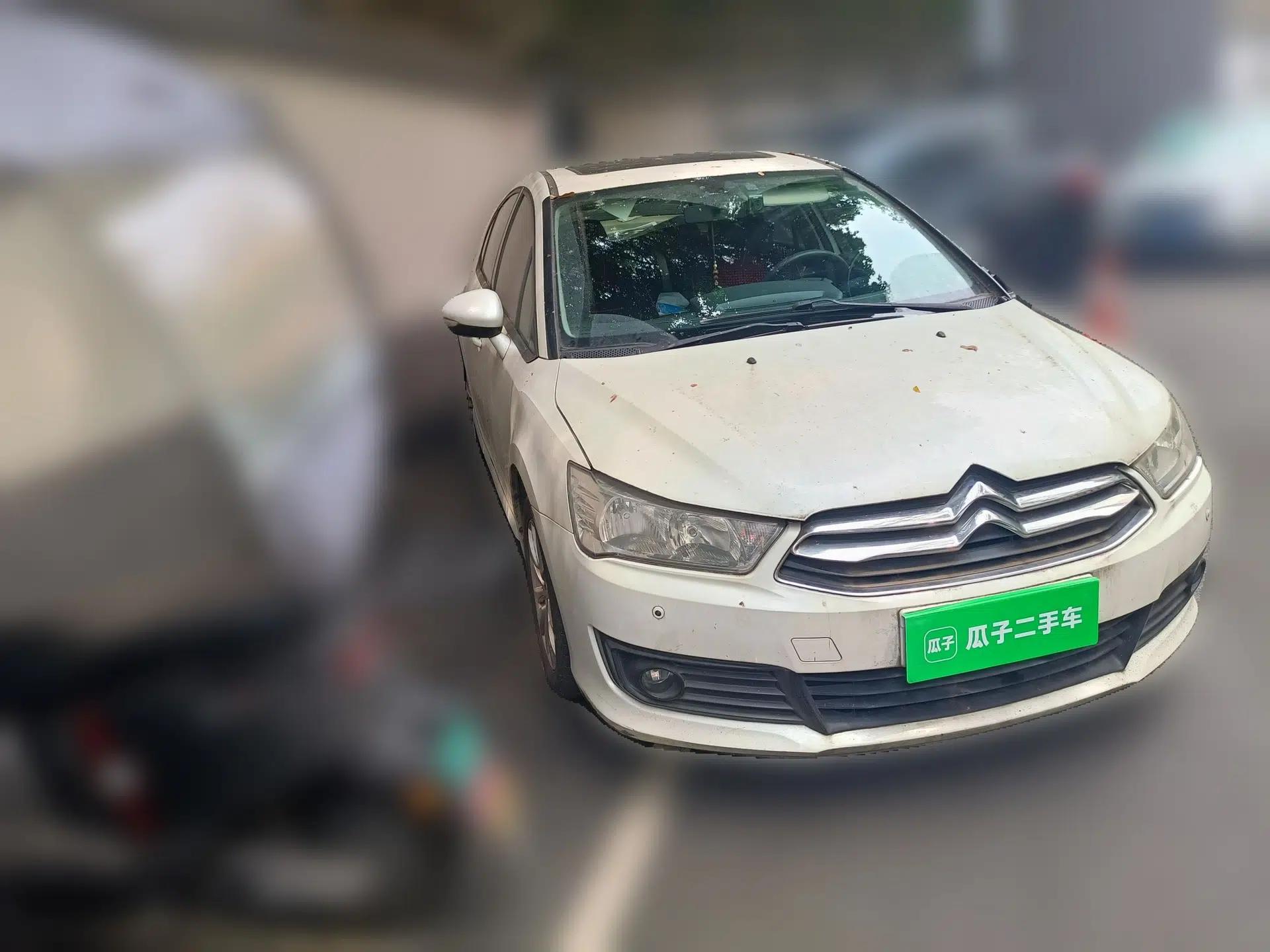 Citroen C-Quatre 2013 Sedan 1.6L Automatic Prestige Model — миниатюра 3