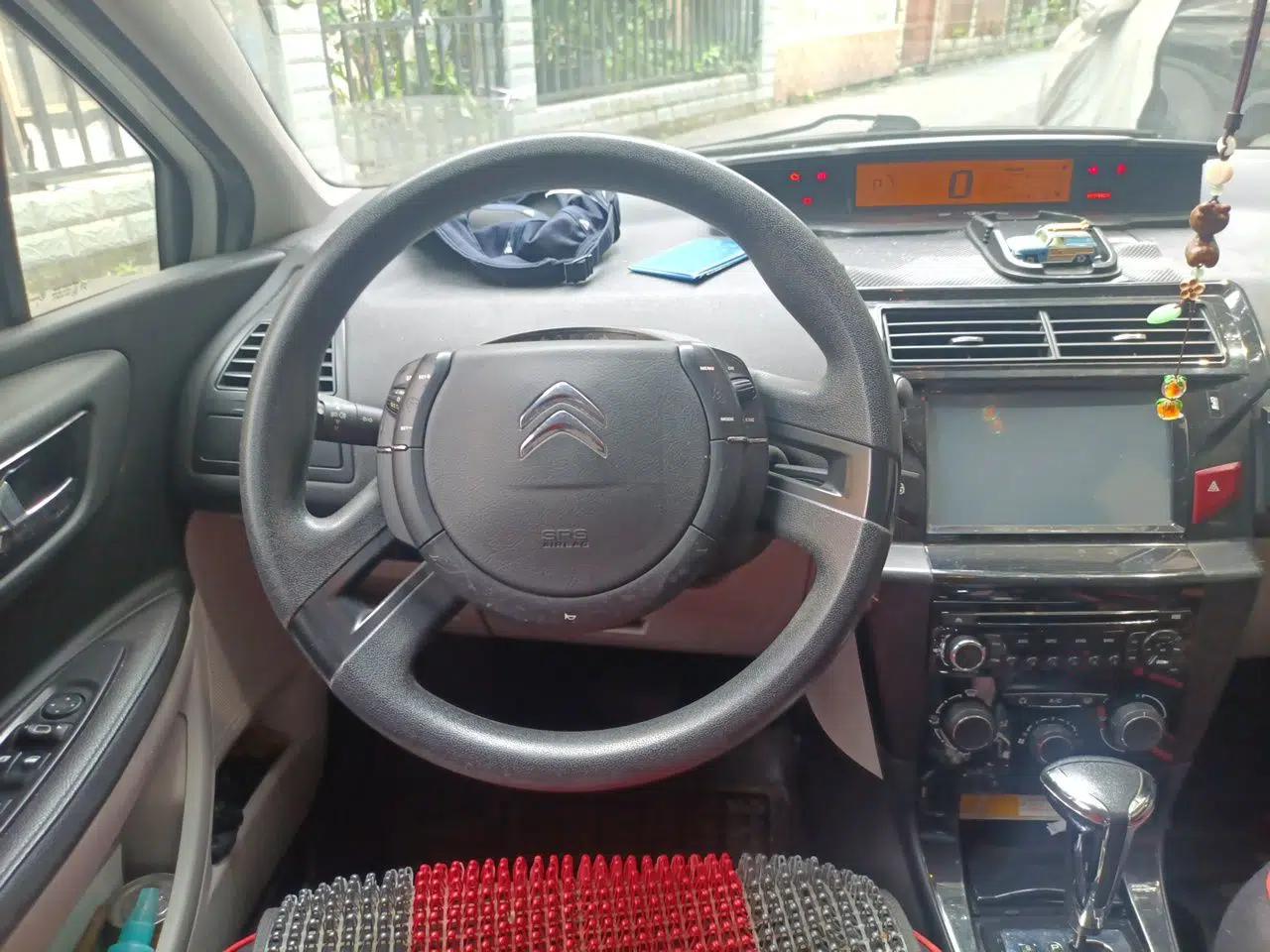 Citroen C-Quatre 2013 Sedan 1.6L Automatic Prestige Model — миниатюра 10