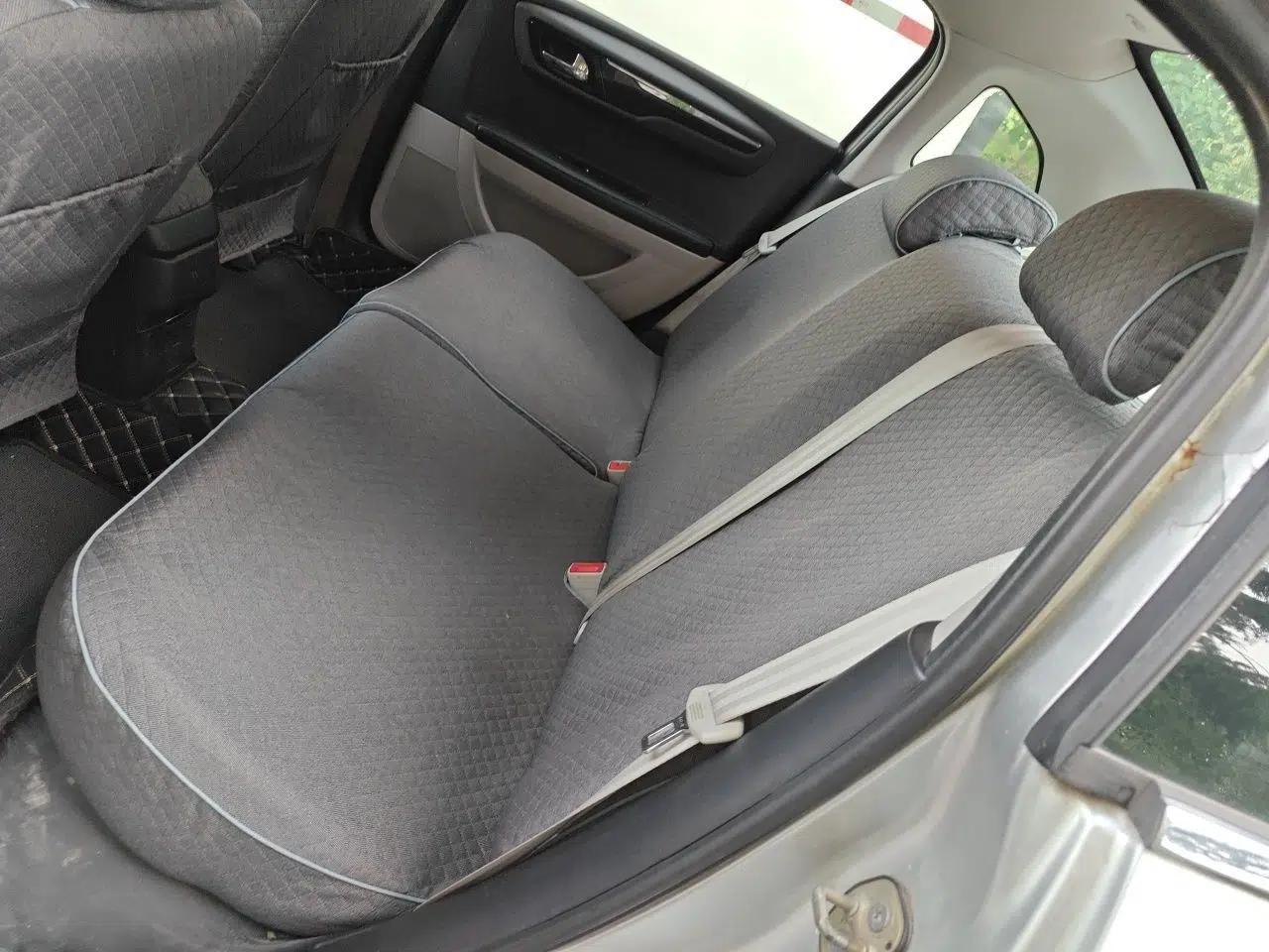 Citroen C-Quatre 2012 Sedan 1.6L Automatic Prestige Model — миниатюра 17