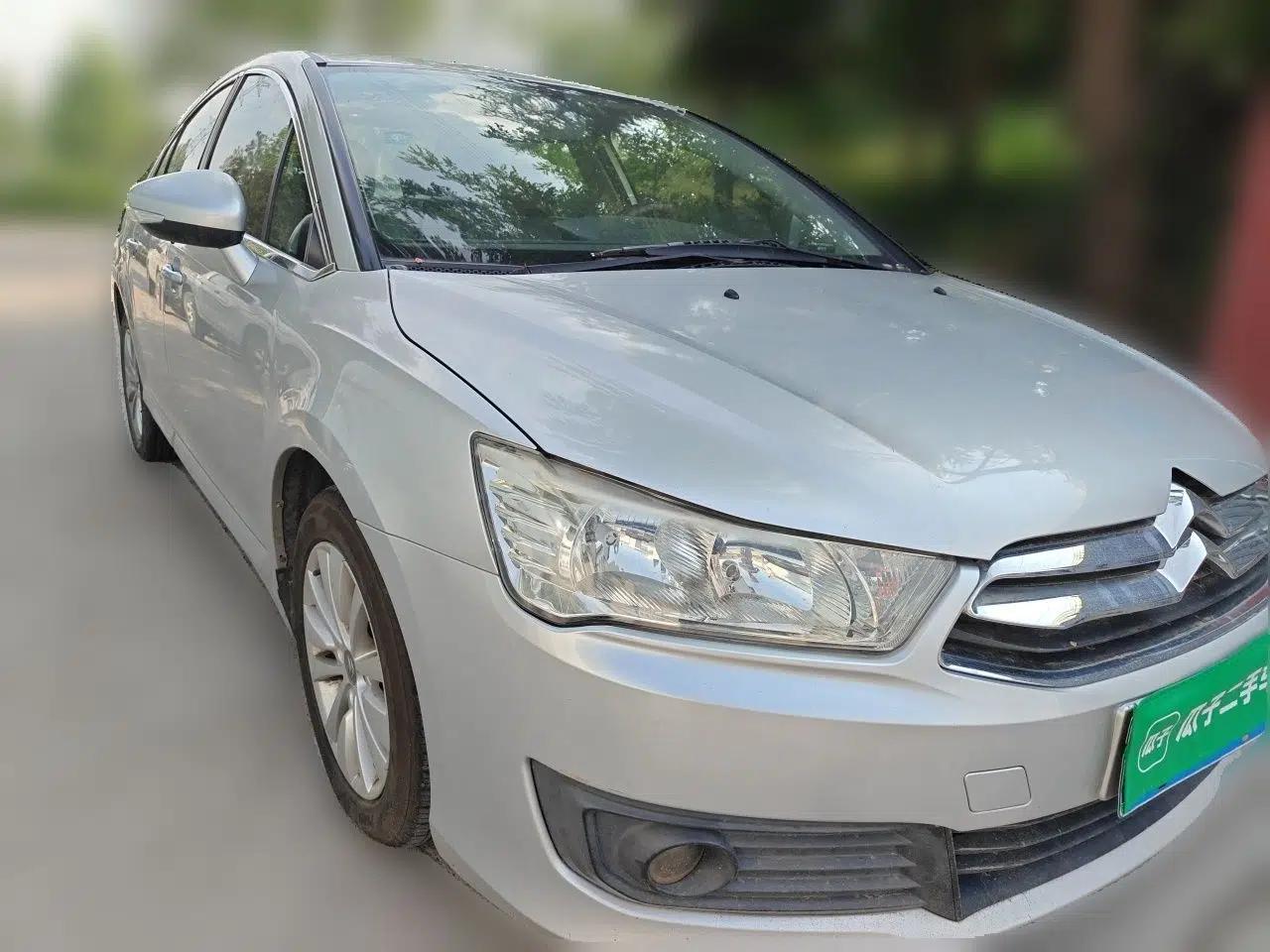 Citroen C-Quatre 2012 Sedan 1.6L Automatic Prestige Model — миниатюра 3