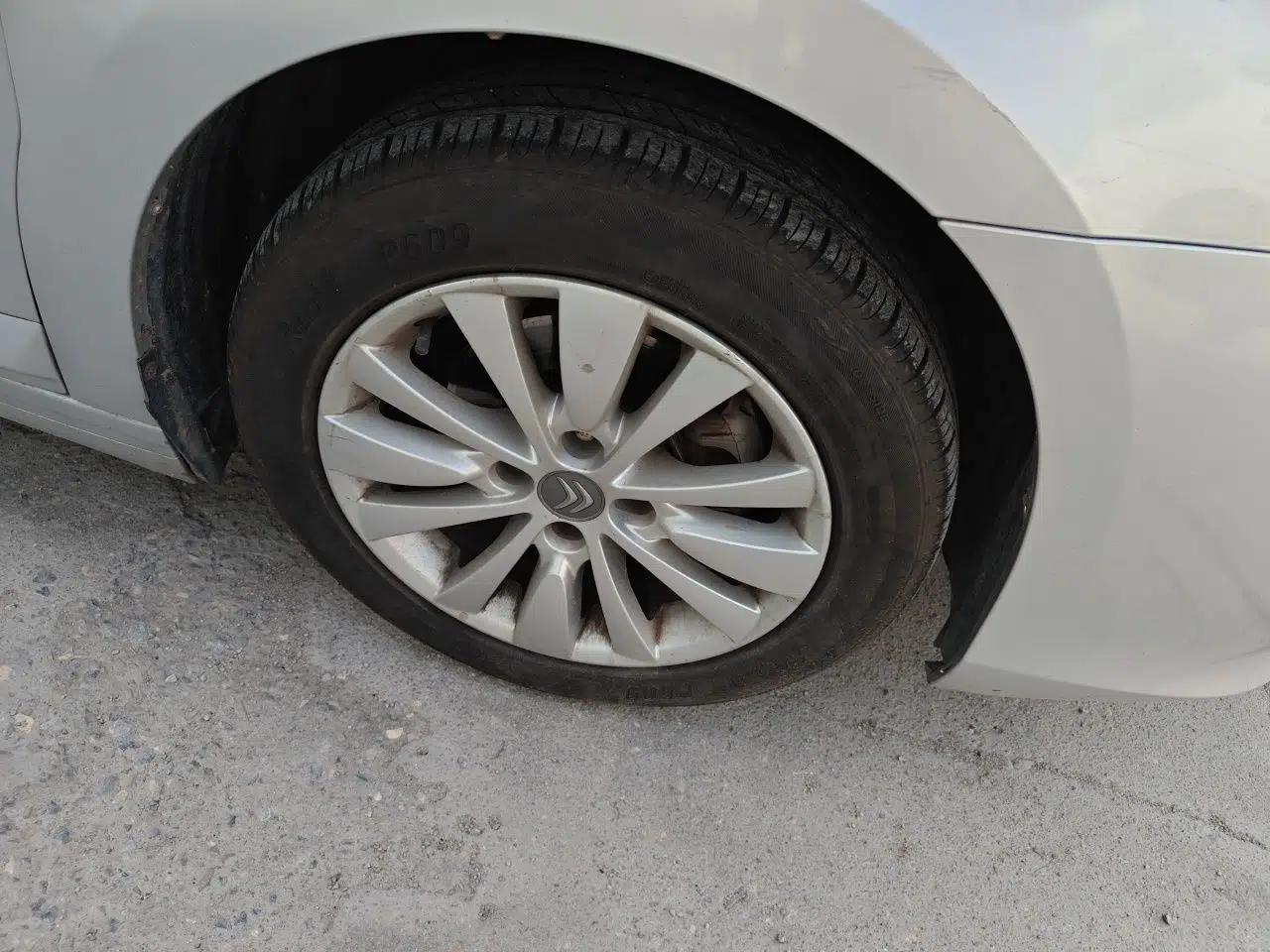 Citroen C-Quatre 2012 Sedan 1.6L Automatic Prestige Model — миниатюра 8