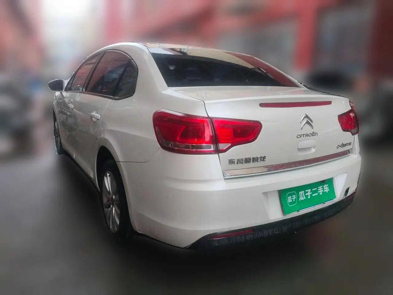 Citroen C-Quatre 2013 Sedan 1.6L Manual - Prestige Model — миниатюра 4