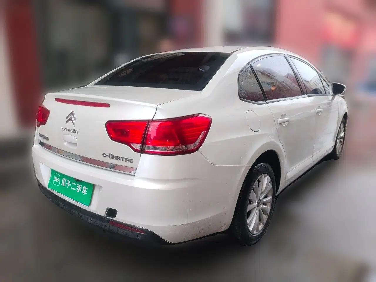 Citroen C-Quatre 2013 Sedan 1.6L Manual - Prestige Model — миниатюра 6