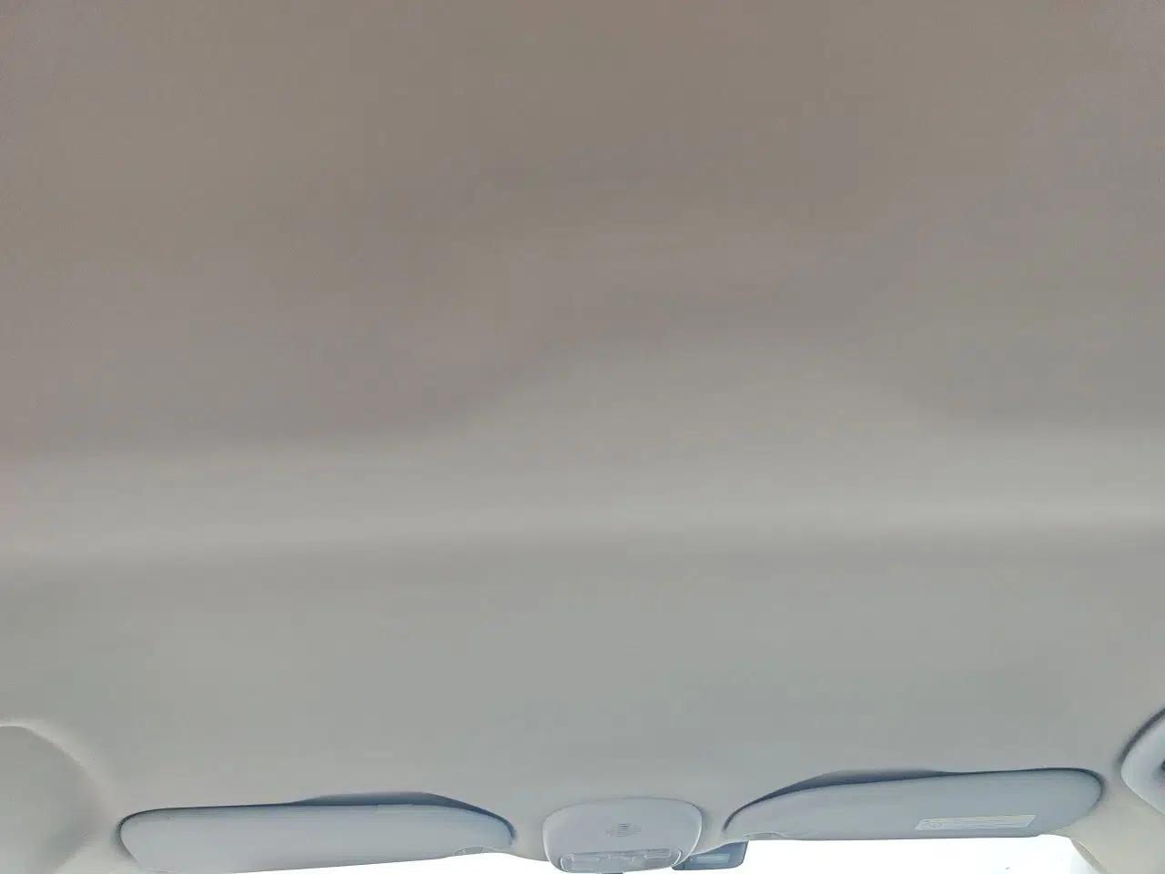 Citroen C-Quatre 2013 Sedan 1.6L Manual - Prestige Model — миниатюра 18