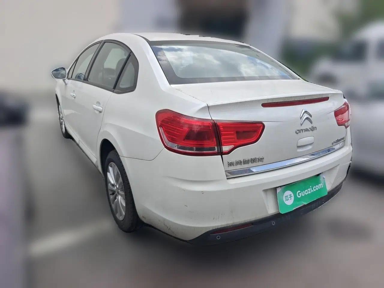 Citroen C-Quatre 2013 Sedan 1.6L Manual - Prestige Model — миниатюра 4
