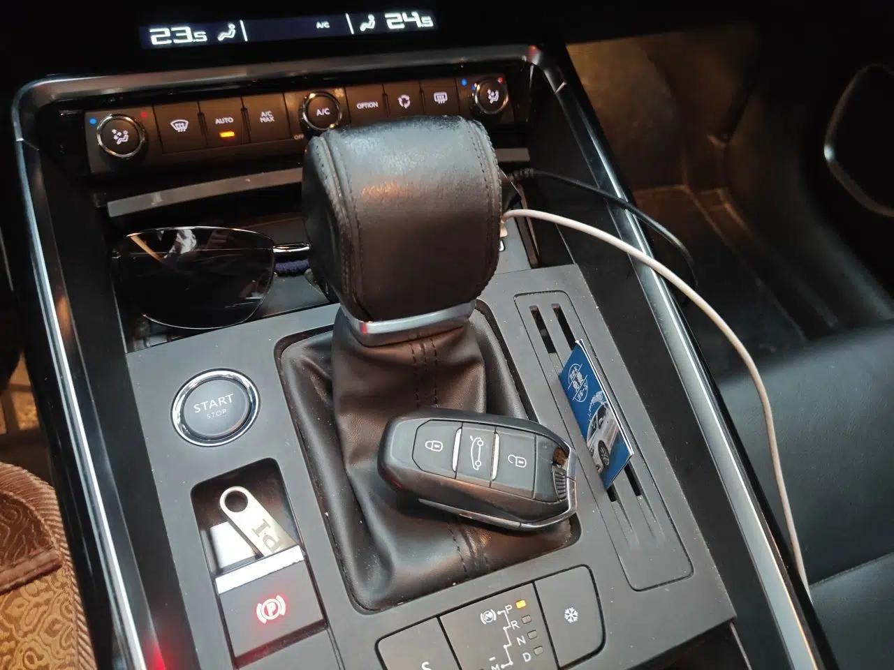 Citroen C5 2017 350THP Automatic Luxury Model — миниатюра 14